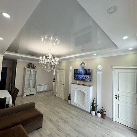 Apartment 7 Batumi Ngoại thất bức ảnh