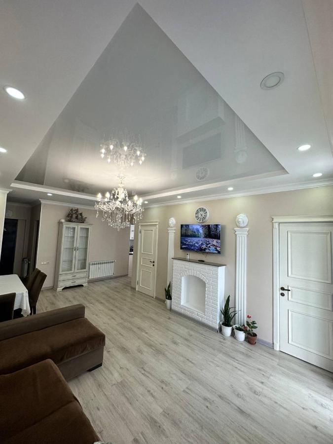 Apartment 7 Batumi Ngoại thất bức ảnh